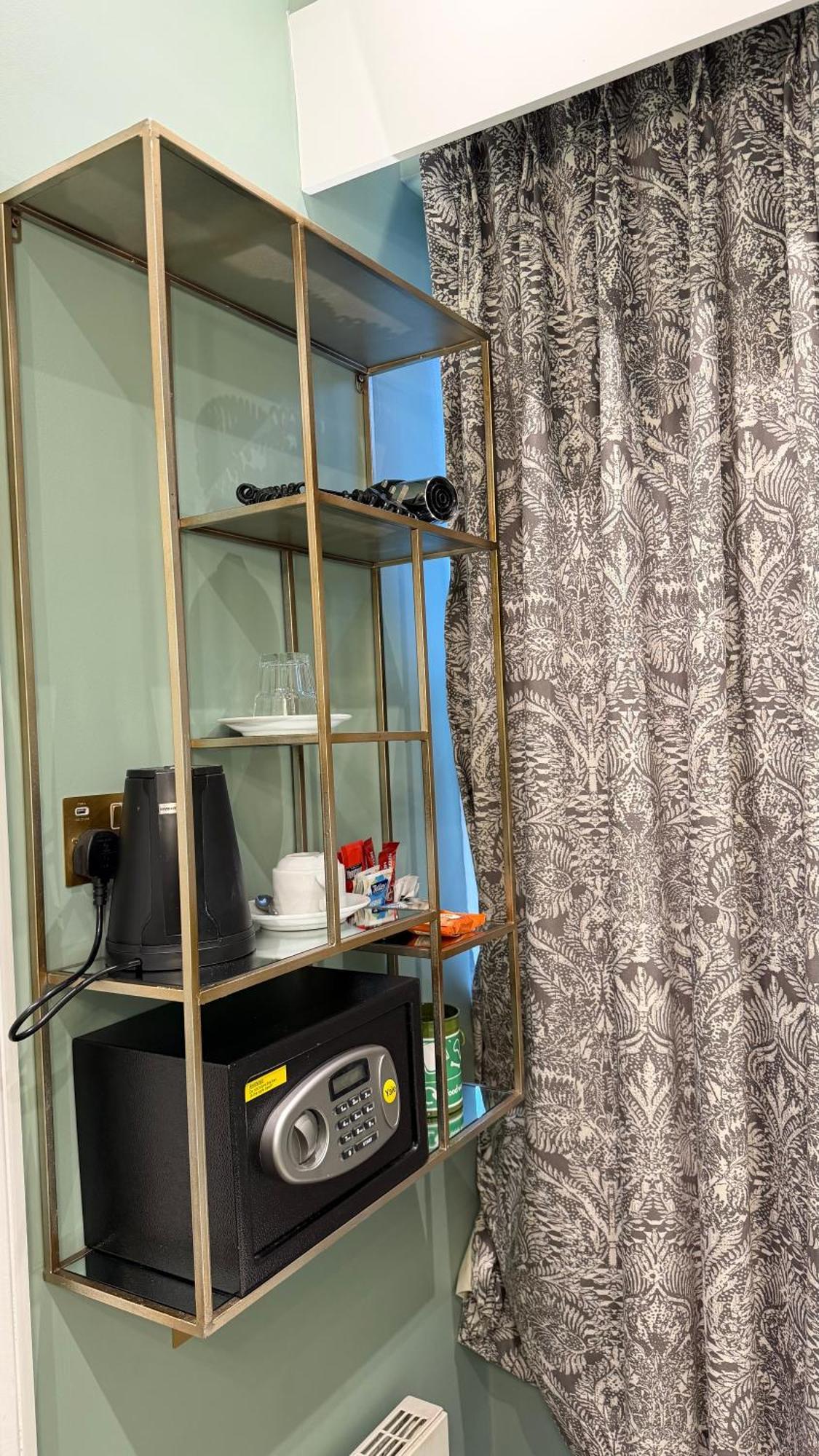 Small Single Room