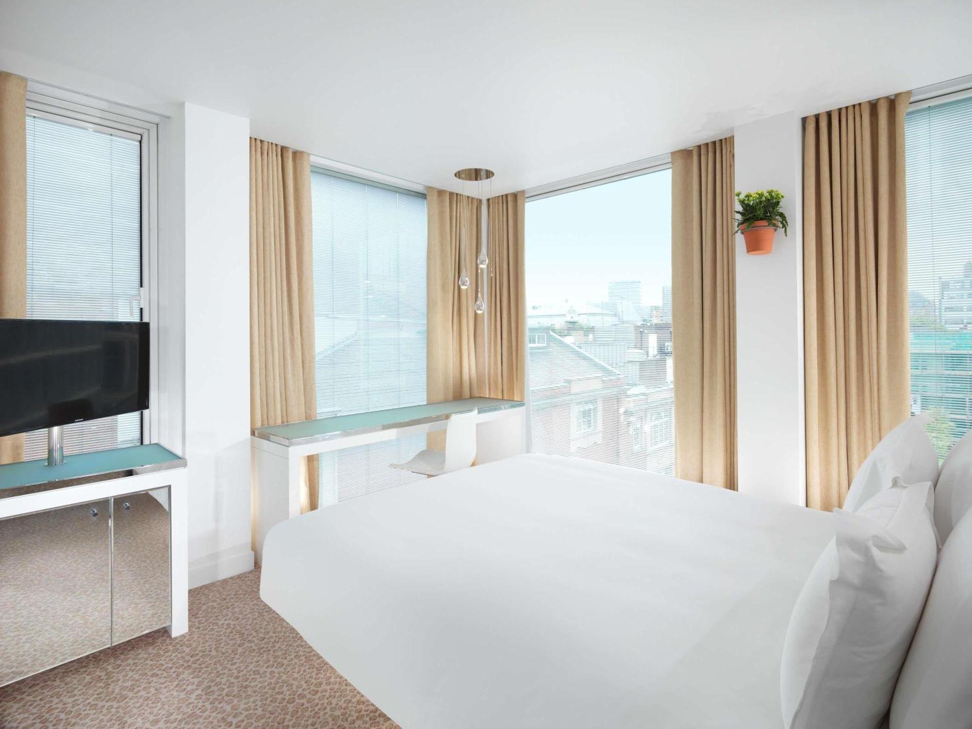 Superior Queen Room
