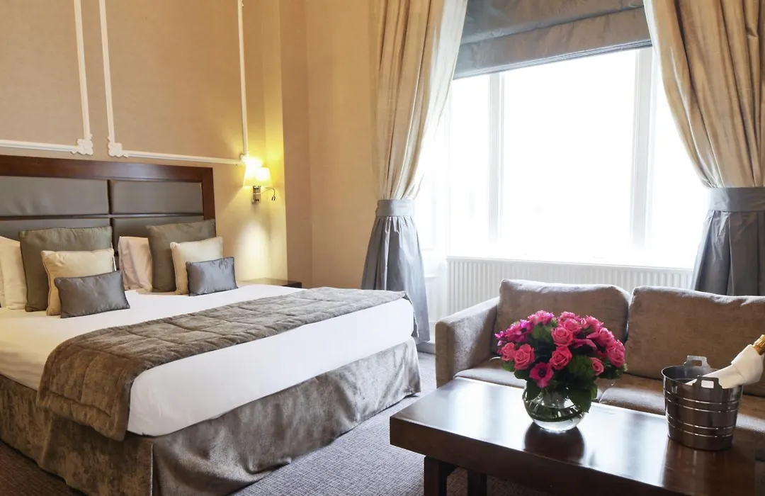 Gem Strathmore Hotel-1