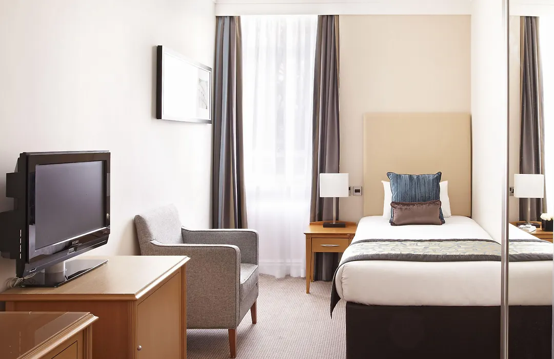 Thistle Euston-1