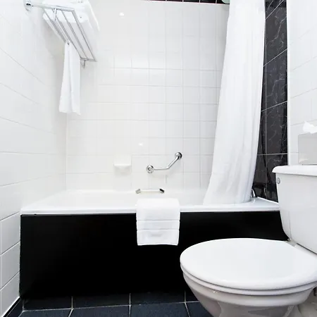 Hilton London Olympia-3